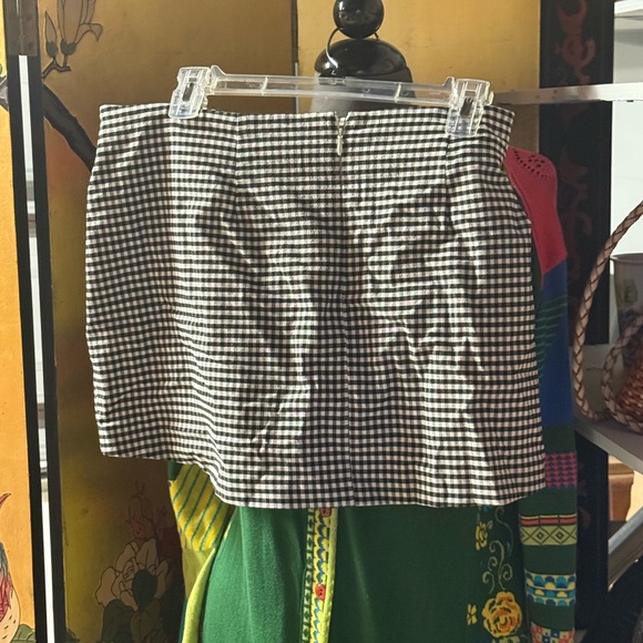 Urban Outfitters Black and White Gingham Mini Skirt - Picture 2 of 5